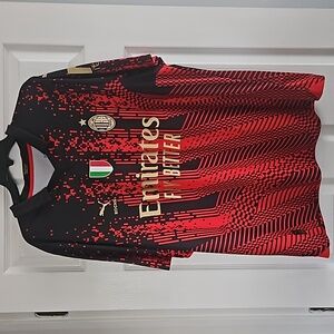 Puma x Koche AC Milan Giroud 9 jersey, red and black, size XXL.